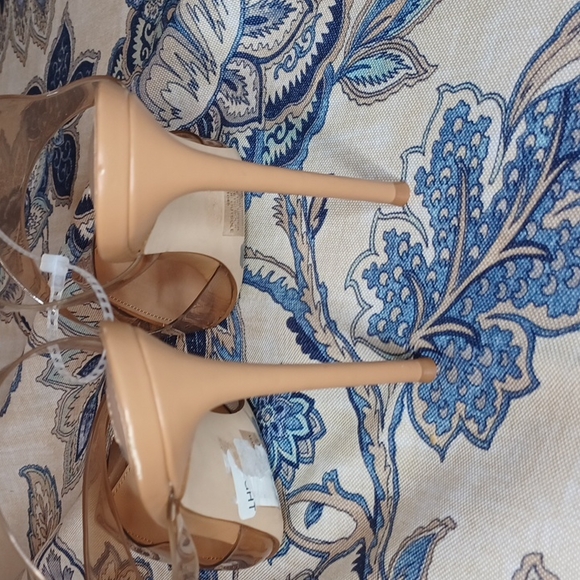 Steve Madden Shoes Steve Madden Vienne Tan Strappy High Heels Pumps
